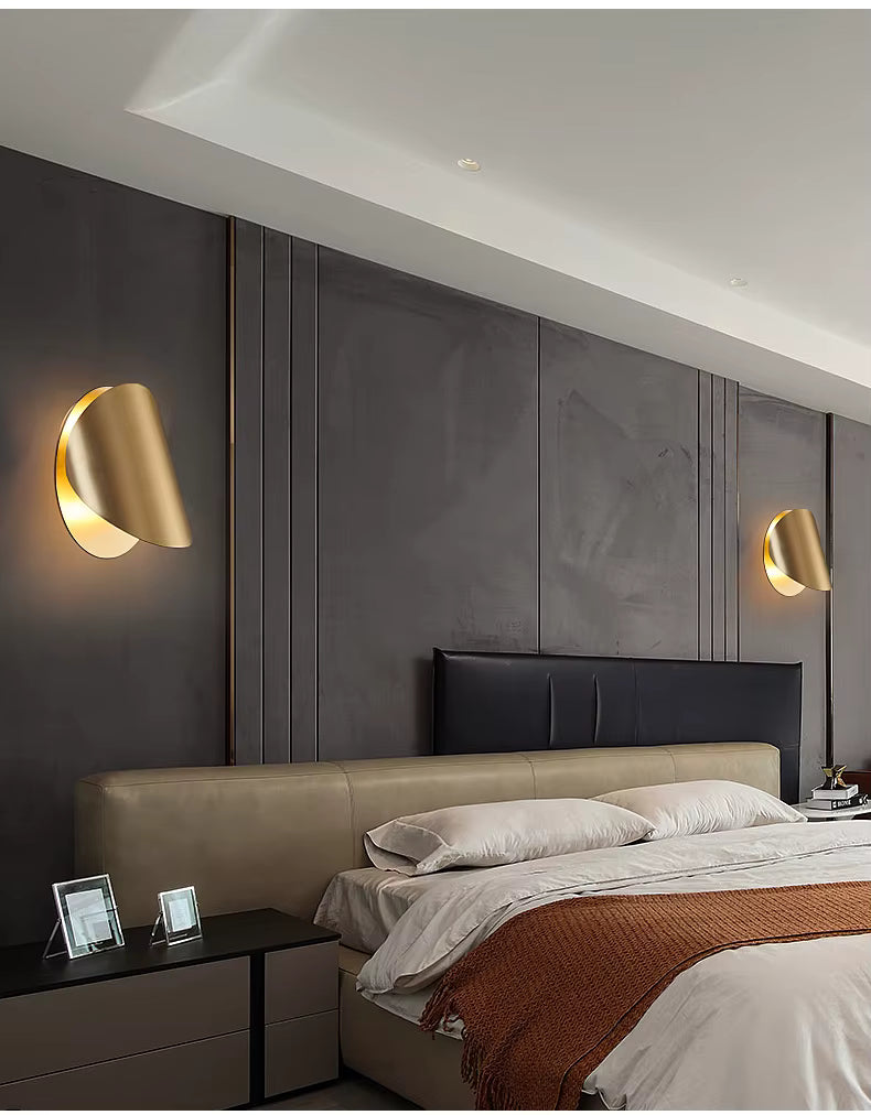 Thalor Sconce